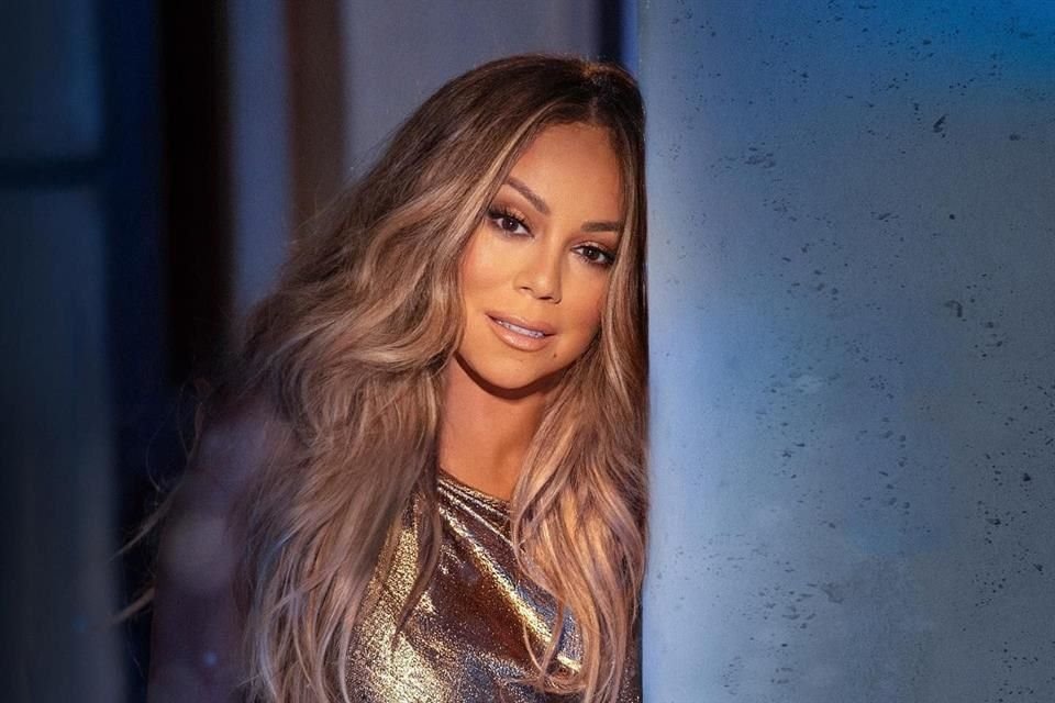 Sin revelar la causa, Mariah Carey compartió que su madre Patricia y su hermana Alison fallecieron este fin de semana, el mismo día.