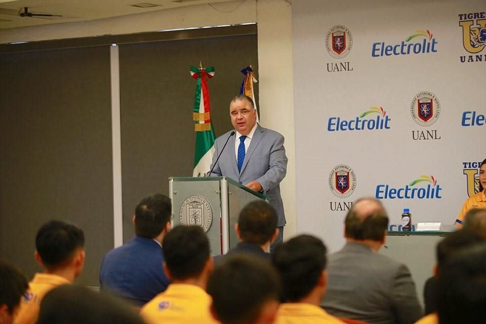 Potencia Electrolit el deporte en la UANL