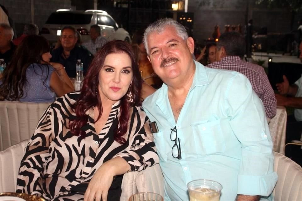 Carolina Flores y Joel Cantú