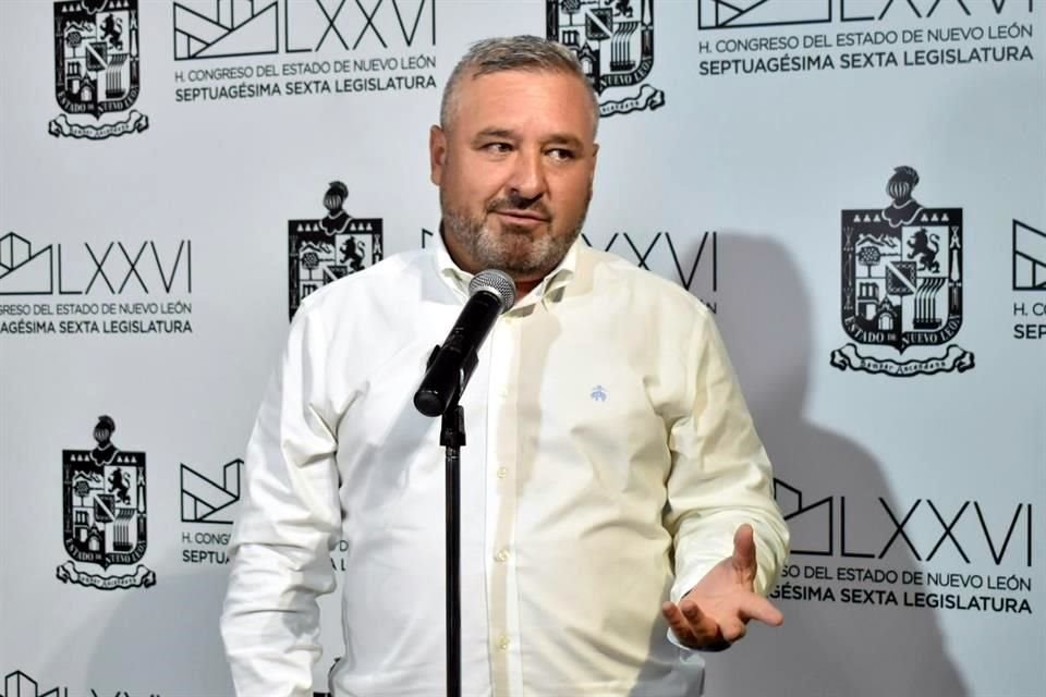 El Diputado local del PRI, Javier Caballero.