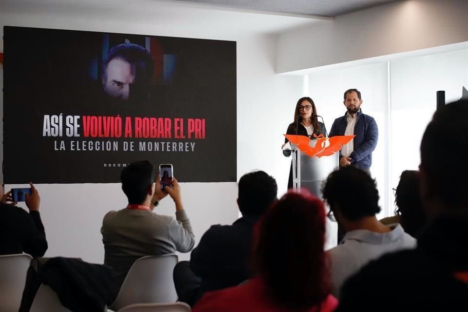 Los Diputados federales electos Laura Ballesteros y Juan Zavala presentaron el documental 'Así se volvió a robar el PRI la elección de Monterrey'.