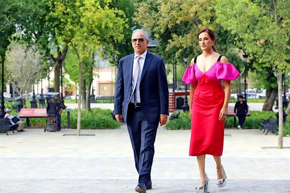 Juan Regino Gutiérrez y Federica Valdez