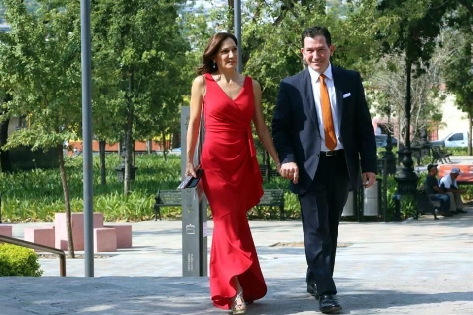 Fernanda de Alatorre y Carlos Alatorre