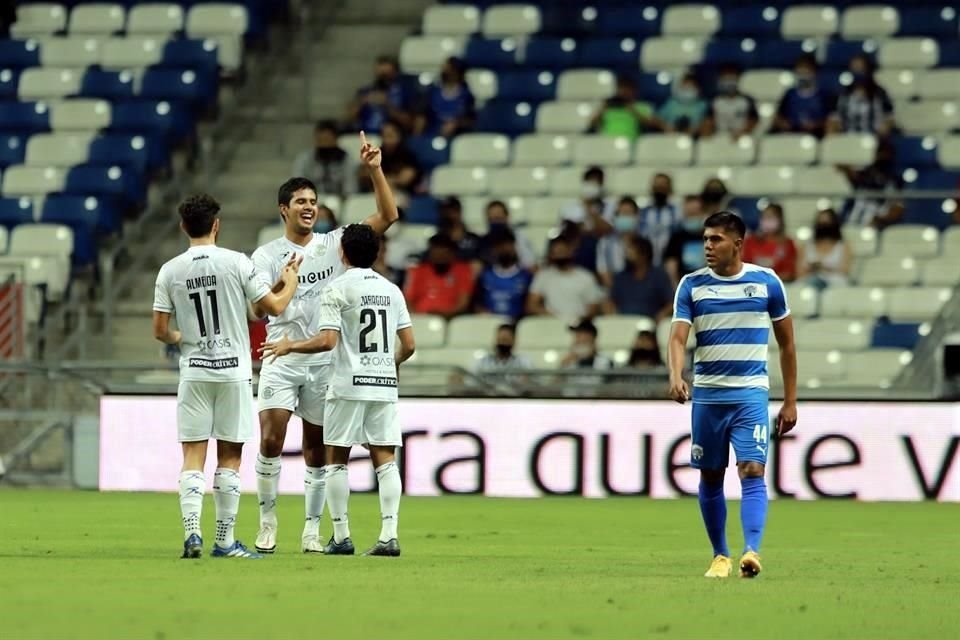 Los visitantes pegaron primero en el Estadio BBVA.