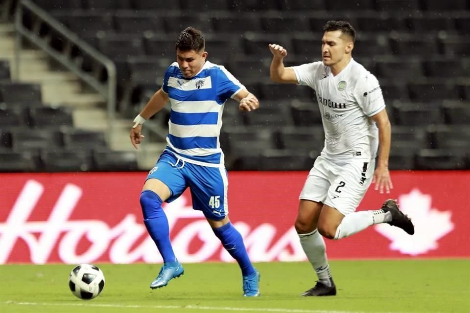 Aldo De Nigris debutó al frente de Raya2 con derrota de 2-1 ante Cancún FC en el estreno del cuadro filial de los Rayados en el Estadio BBVA. Repasa las imágenes del partido.