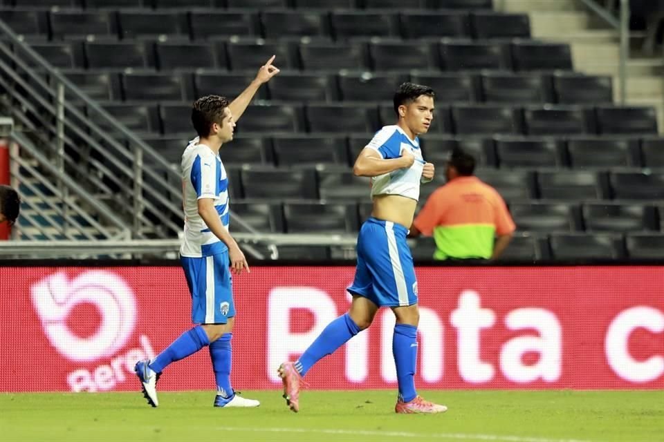 Aldo De Nigris debutó al frente de Raya2 con derrota de 2-1 ante Cancún FC en el estreno del cuadro filial de los Rayados en el Estadio BBVA. Repasa las imágenes del partido.