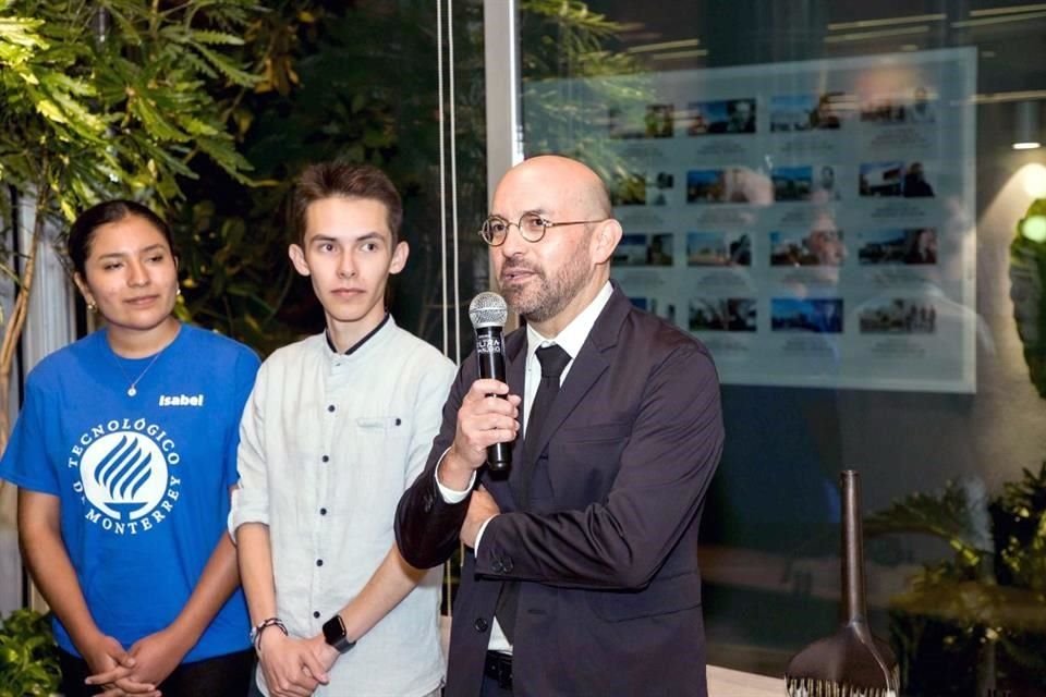 Carlos Bedoya, Arquitecto de PRODUCTORA