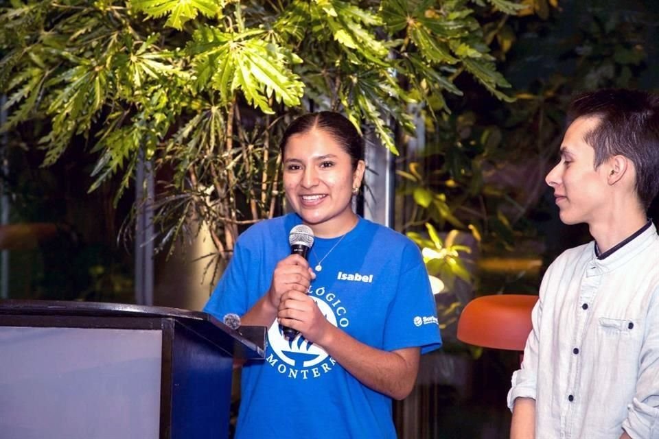 Isabel Cruz Arango, Líder del Mañana