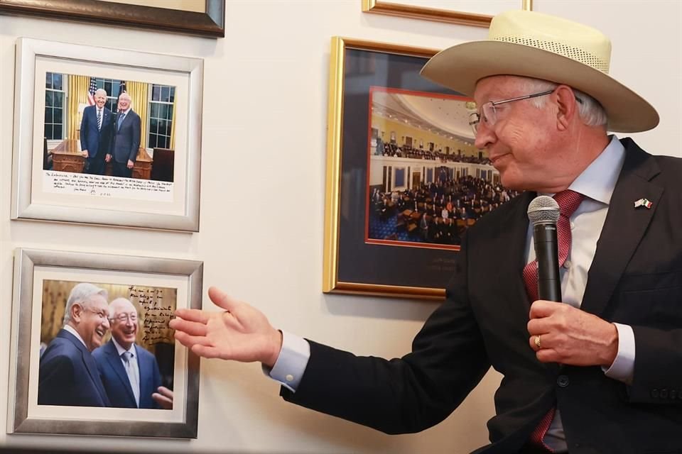 Ken Salazar, Embajador de EU en México.