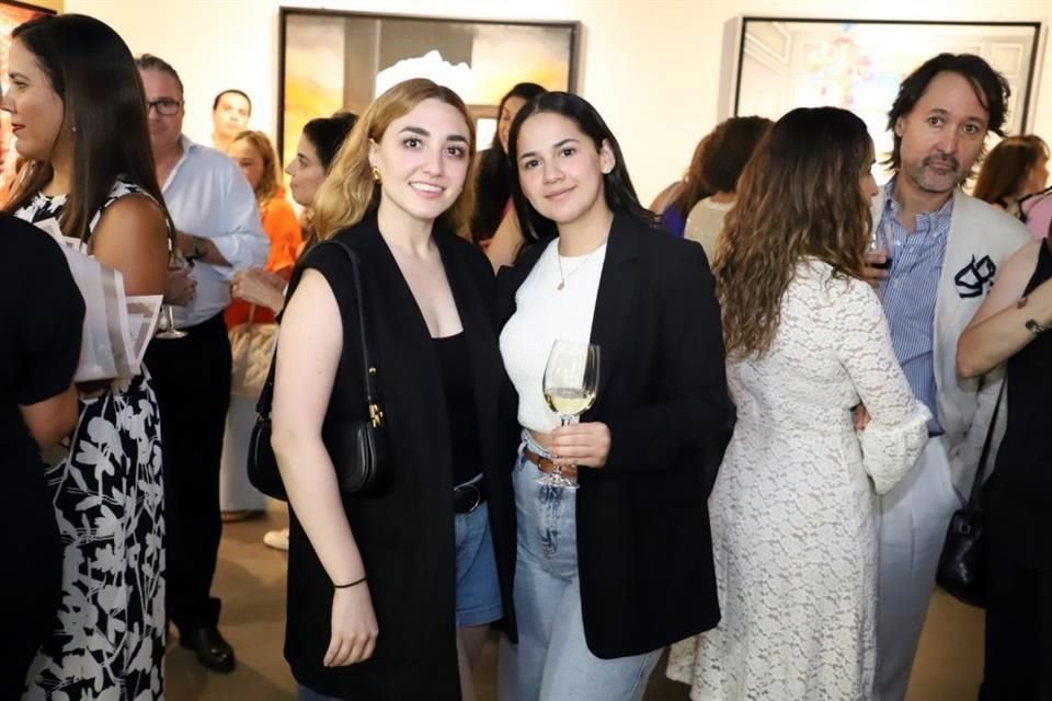 Priscila Chapa y Carolina Garza