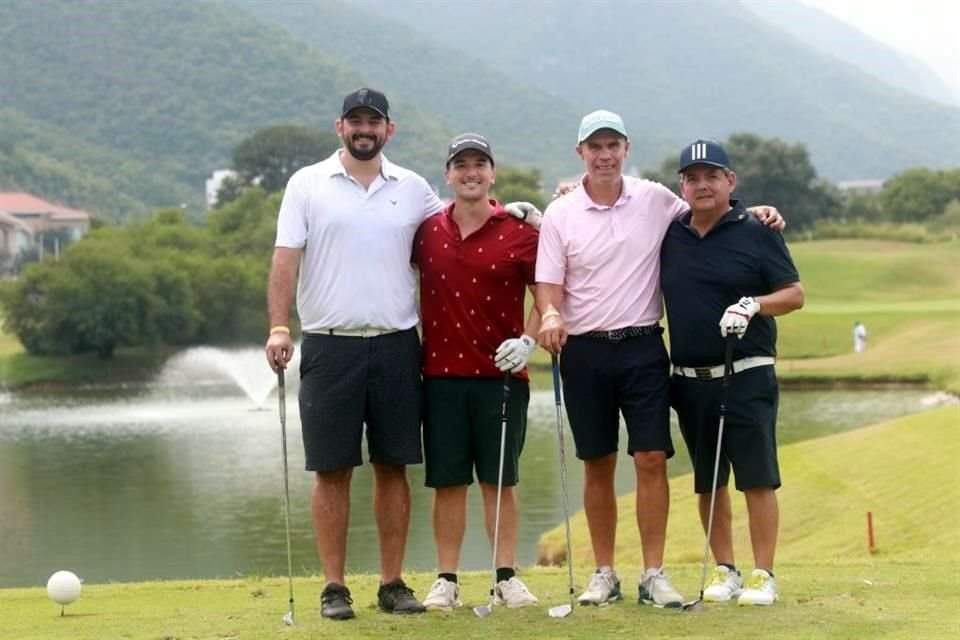 Manuel Ortiz, Luis Treviño, Enrique Carrasco y Fernando Angulo