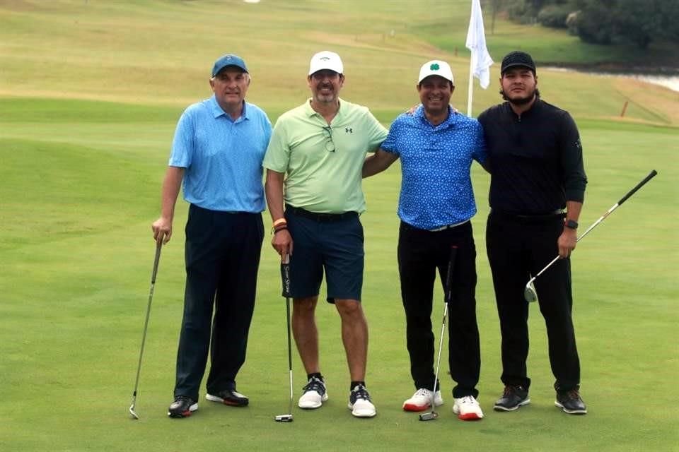 Silvio Parizot, Rogelio Garza, Jesús Rivera y Sergio Chavira