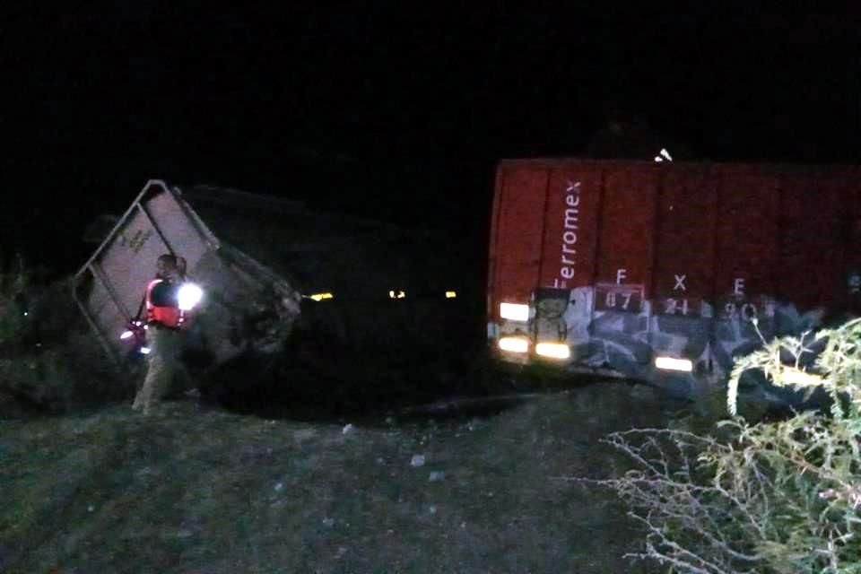 El percance ocurrió anoche a la altura del kilómetro 302 de la Carretera Federal 45.