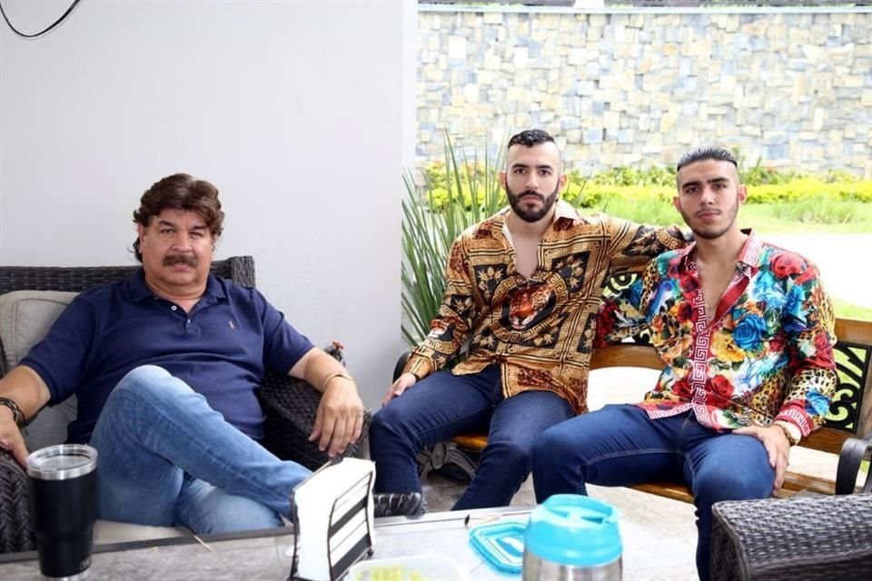 Ulises Treviño Martínez, Ulises Treviño Sepúlveda y Adrián Treviño Sepúlveda