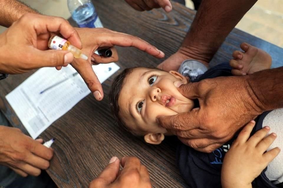 La ONU superó su objetivo en la campaña de vacunación contra la polio en la Franja de Gaza al inocular a 189 mil niños.