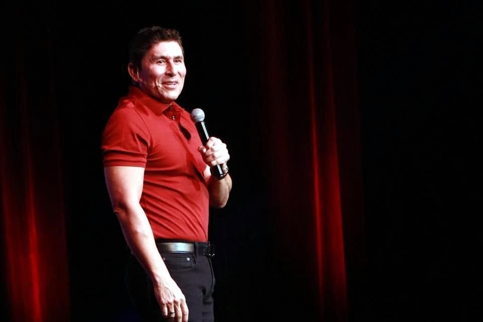 César Lozano Monzón