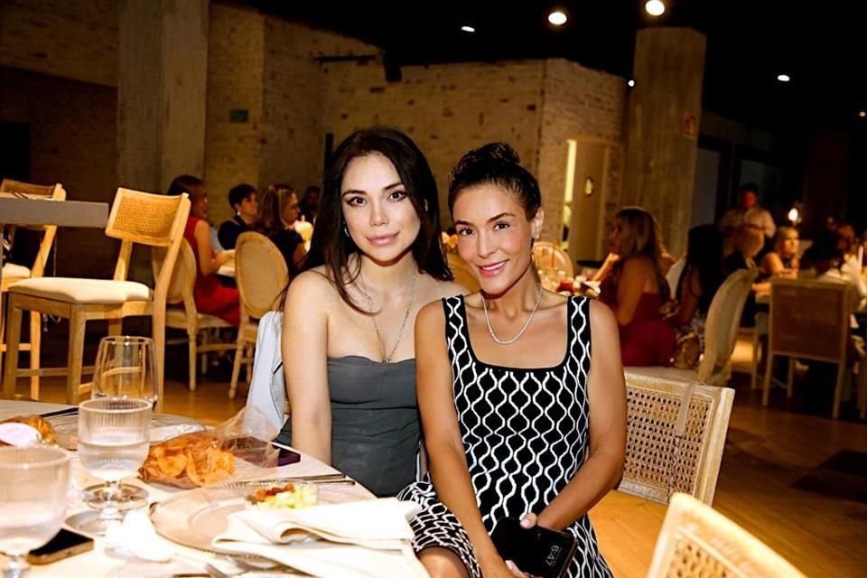 Nena Jiménez y Gaby de la Garza