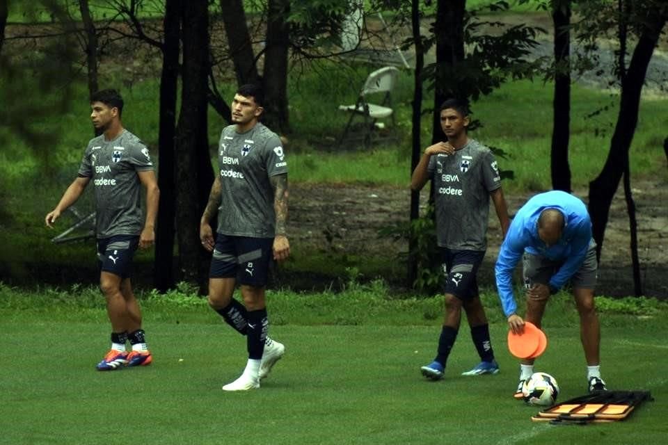 Los Rayados igualaron 1-1 con el Atlético Morelia en El Barrial.