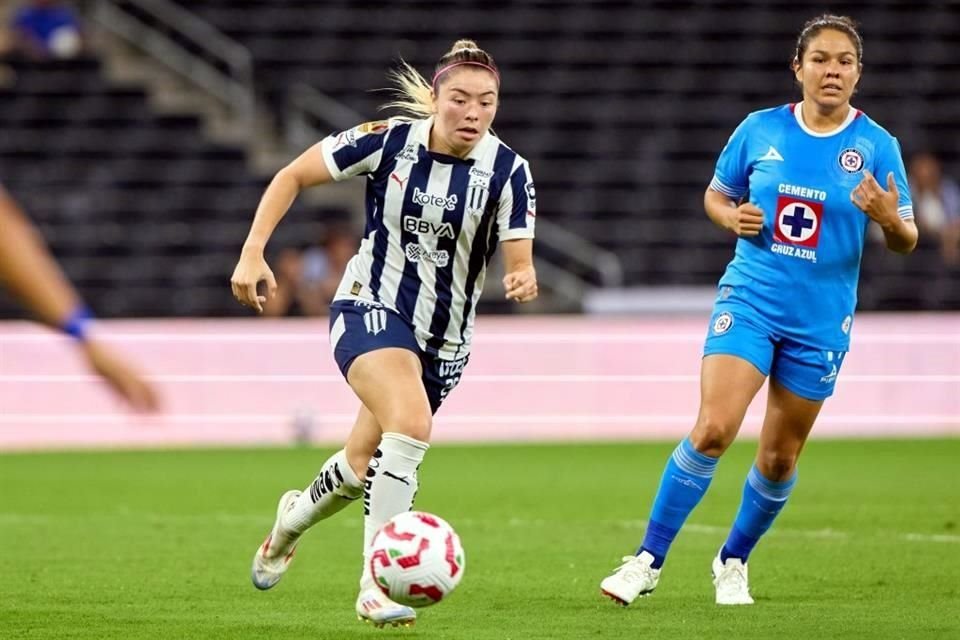 Rayadas venció con lo mínimo 1-0 a Cruz Azul Femenil para llegar a 24 unidades y mantenerse en tercer lugar; la próxima fecha se medirán con Tigres Femenil.