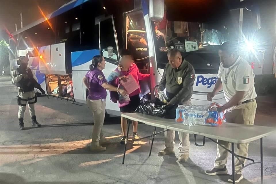 Ayer martes, 29 extranjeros fueron llevados de Tapachula a Reynosa.