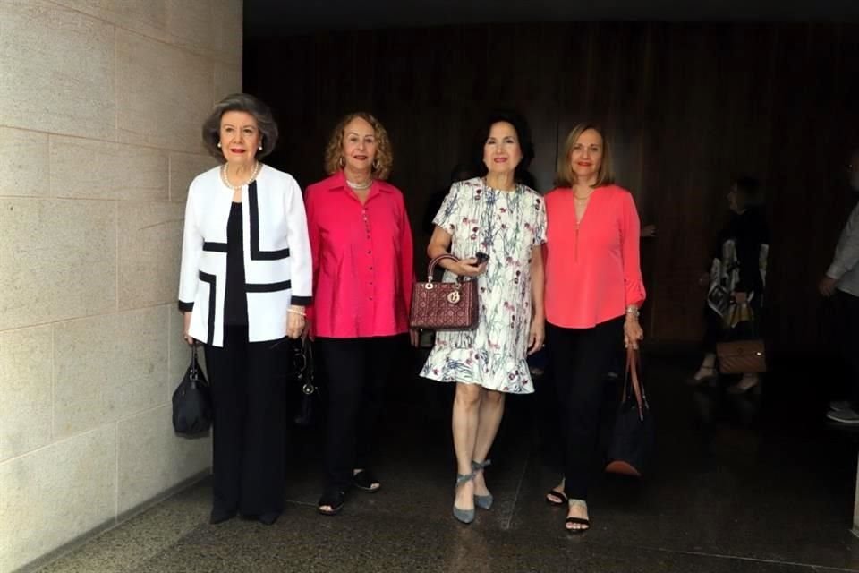 Maru Maisterrena de Betanzo, Lilia Pérez Madero, Josefina Mendoza de Morales y Elsa Bortoni de Téllez