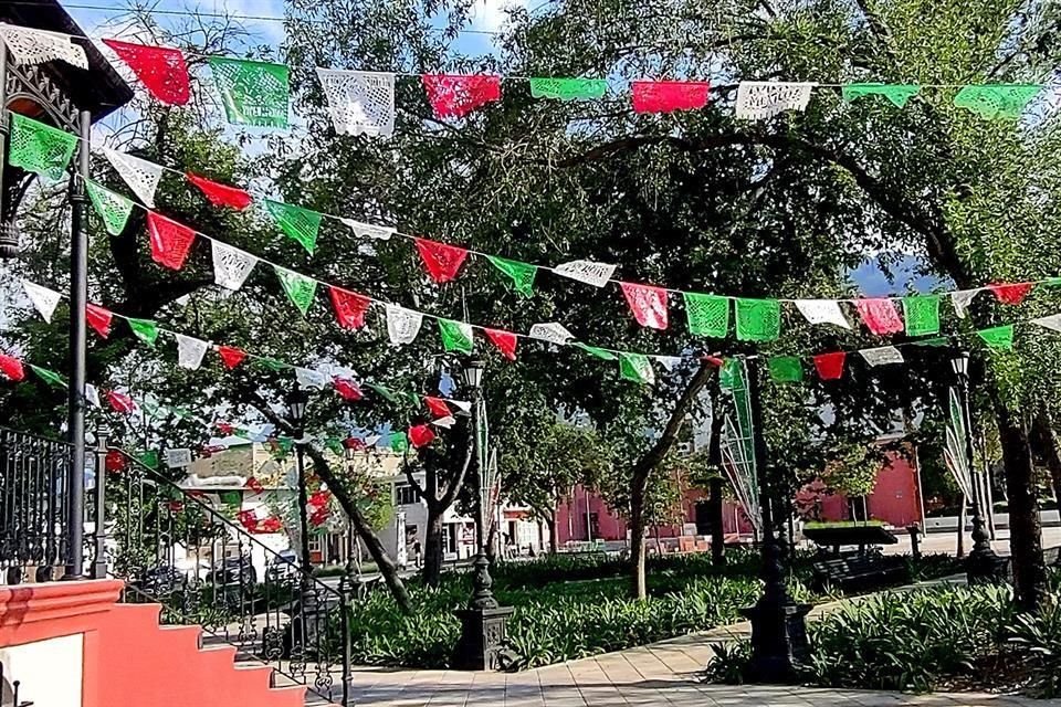 Santa Bárbara, Vasconcelos, Porfirio Díaz, Juárez y Corregidora serán cerradas a la circulación vehicular este lunes, 16 de septiembre por un desfile por el Día de la Independencia.