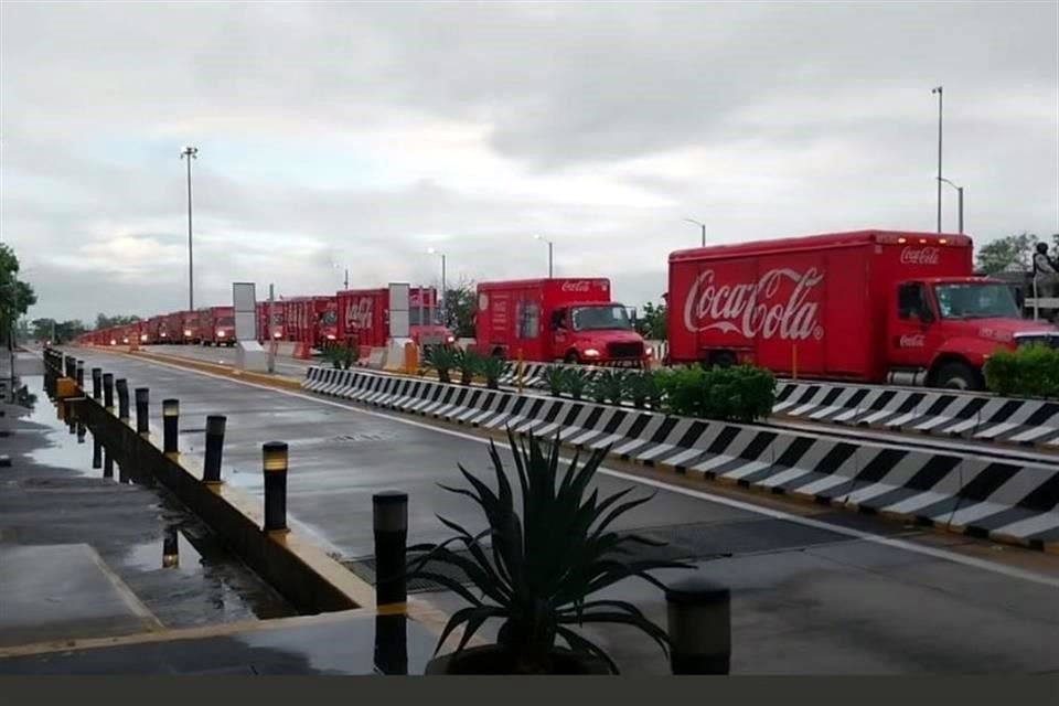 El pasado martes fueron captadas las unidades saliendo en caravana de Puente de Ixtla, escoltadas por agentes del Ejército y de la Guardia Nacional (GN) con dirección a Cuernavaca.