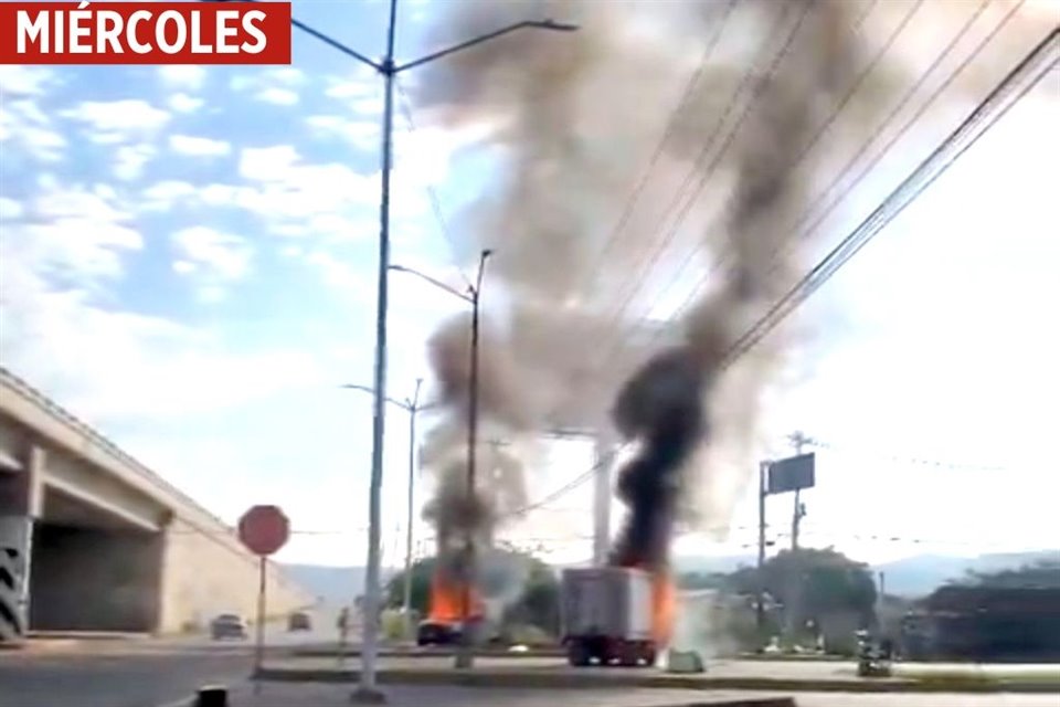 DÍAS SANGRIENTOS. Desde el lunes, Culiacán amaneció con caravanas de criminales, enfrentamientos, quema de vehículos, narcobloqueos y hasta la toma de la autopista a Mazatlán.