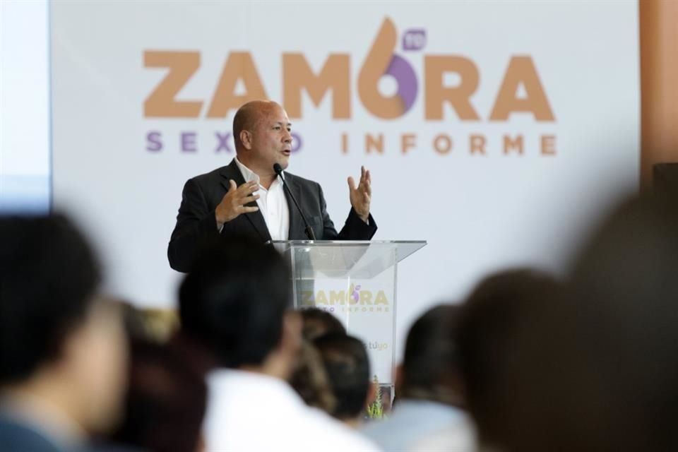 Enrique Alfaro fue invitado al Informe de Gobierno del Alcalde Salvador Zamora