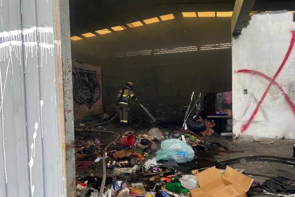 La bodega está ubicada en la Avenida Gonzalitos a la altura de la calle Tuxpan.