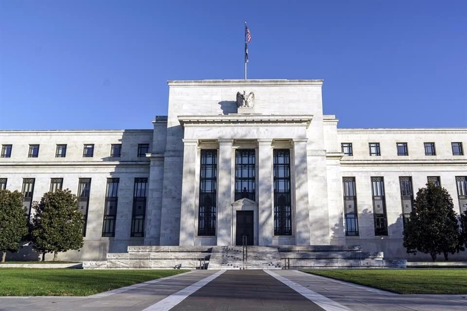 Actualmente, economistas de Morgan Stanley esperan que la Fed comience a reducir sus compras de activos en abril de 2022 y mantenga las tasas sin variación hasta el tercer trimestre de 2023. 