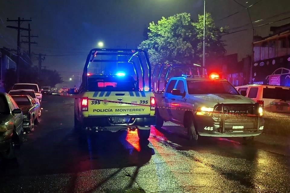 Los hechos se registraron alrededor de la 1:15 horas, afuera de un domicilio ubicado en el cruce de las calles Damián Carmona y Privada Damián Carmona, en la Colonia Los Urdiales.