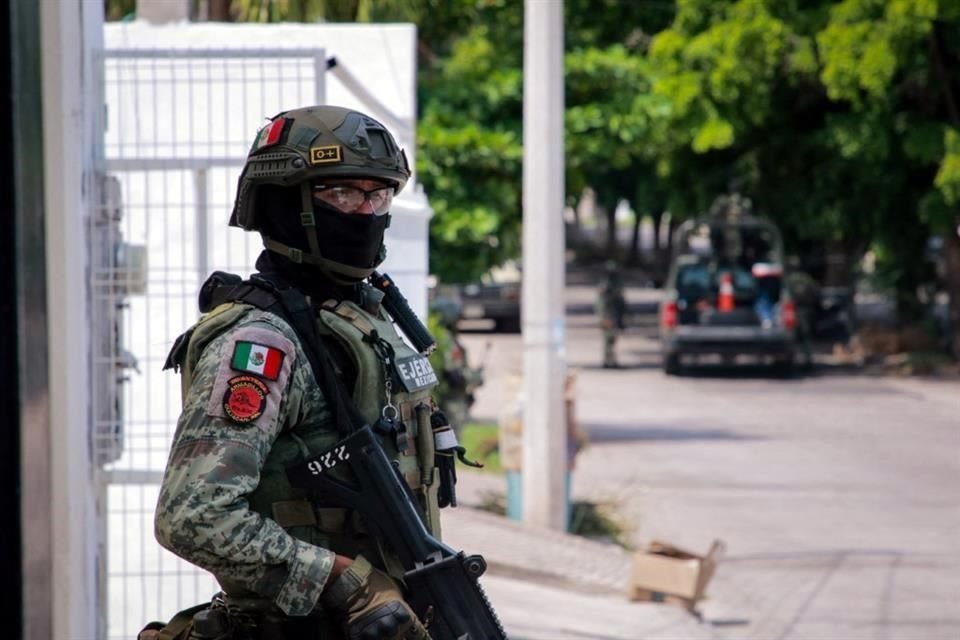 Pese al operativo desplegado por fuerzas de seguridad federal y locales, la violencia sigue en Culiacán.