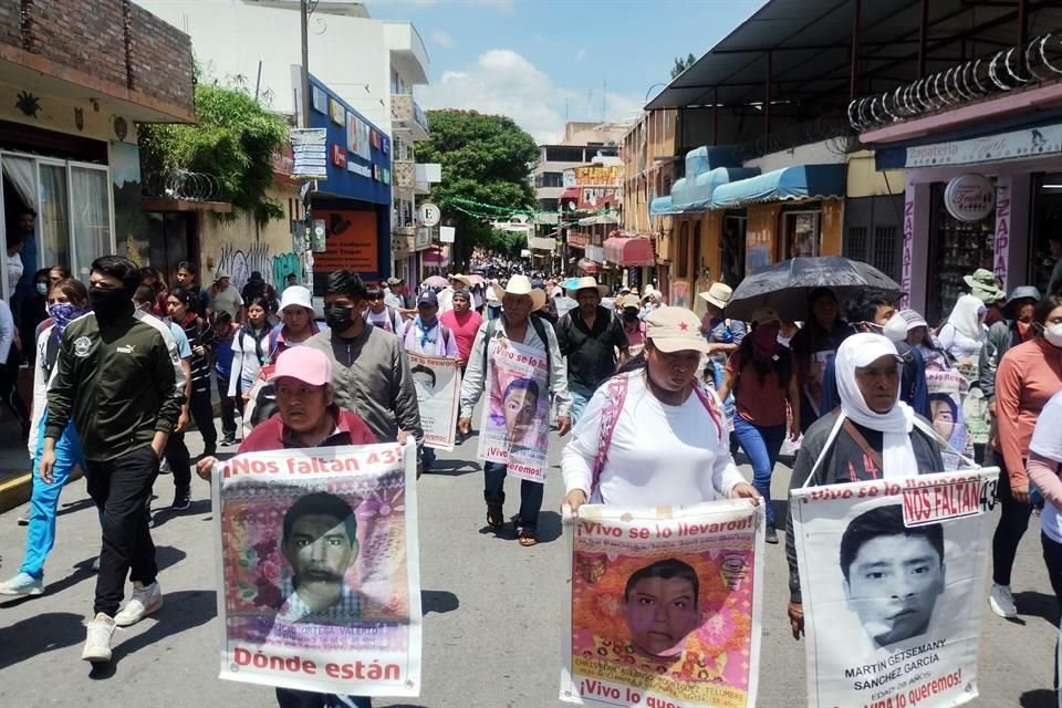 En la movilización participan estudiantes de varias normales del País y activistas sociales.