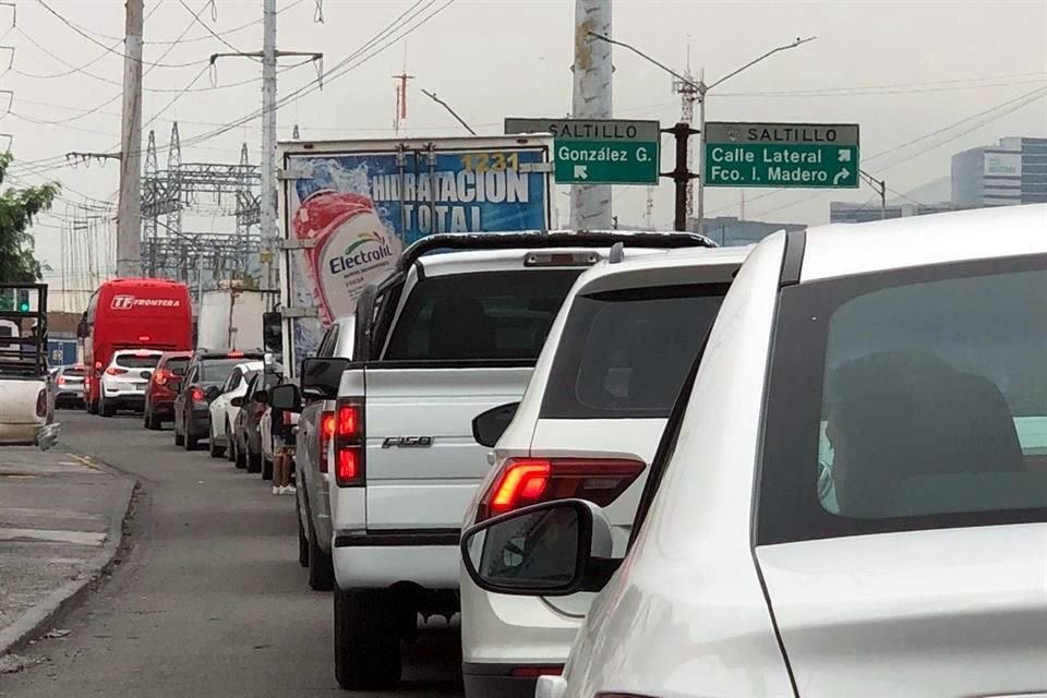 Fleteros es otra de las avenidas en las que se registra vialidad lenta tras el cierre en el Túnel de la Loma Larga.