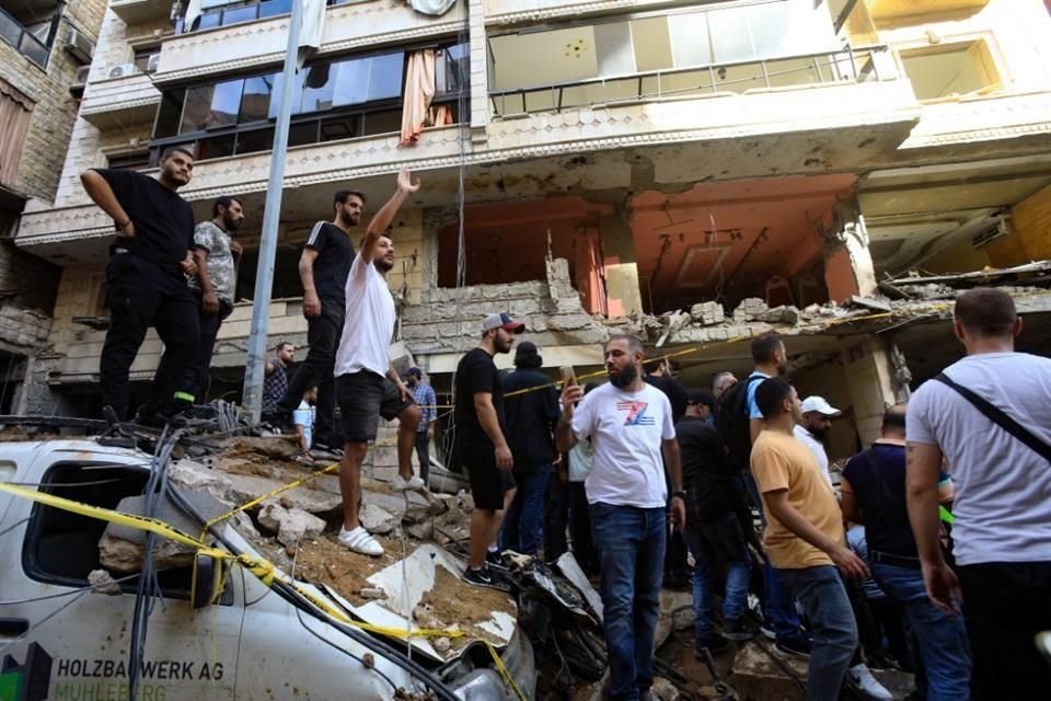 El ataque contra los concurridos suburbios del sur de Beirut se produjo durante la hora pico, cuando la gente se dirigía a casa desde el trabajo y los niños salían de la escuela.