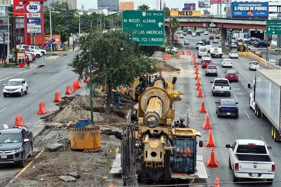 El 5 de septiembre, el Gobernador Samuel García y parte de su Gabinete realizaron un recorrido por las obras de la Línea 6 del Metro.