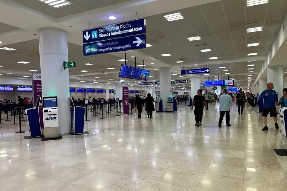 Grupo Aeroportuario del Sureste es dueño del Aeropuerto de Cancún.