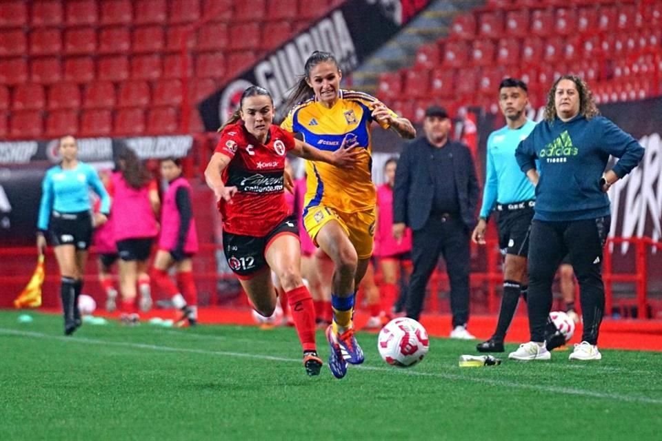 Tigres Femenil tomó la cima del Apertura 2024 gracias a su victoria de visita 1-0 sobre Xolas de Tijuana, con gol de Maricarmen Reyes.