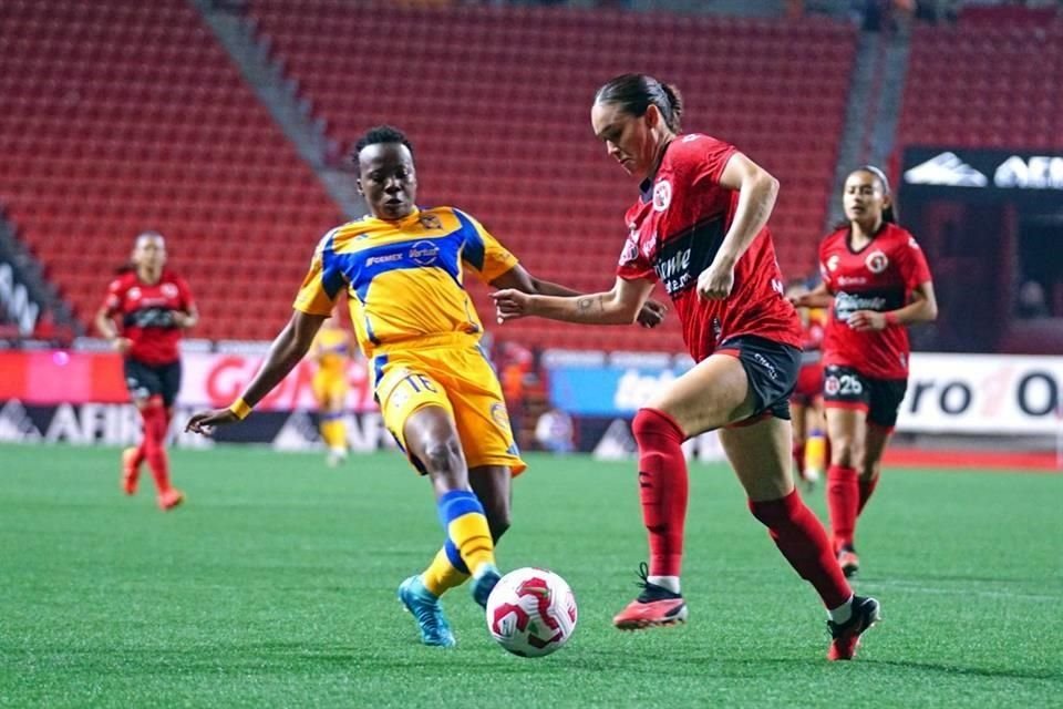 Tigres Femenil tomó la cima del Apertura 2024 gracias a su victoria de visita 1-0 sobre Xolas de Tijuana, con gol de Maricarmen Reyes.