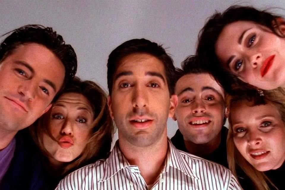 A 30 años del estreno de la exitosa serie de comedia 'Friends', el estudio HBO Max planea aprovechar ese golpe de nostalgia para producir un programa de concursos inspirado en el exitoso show.