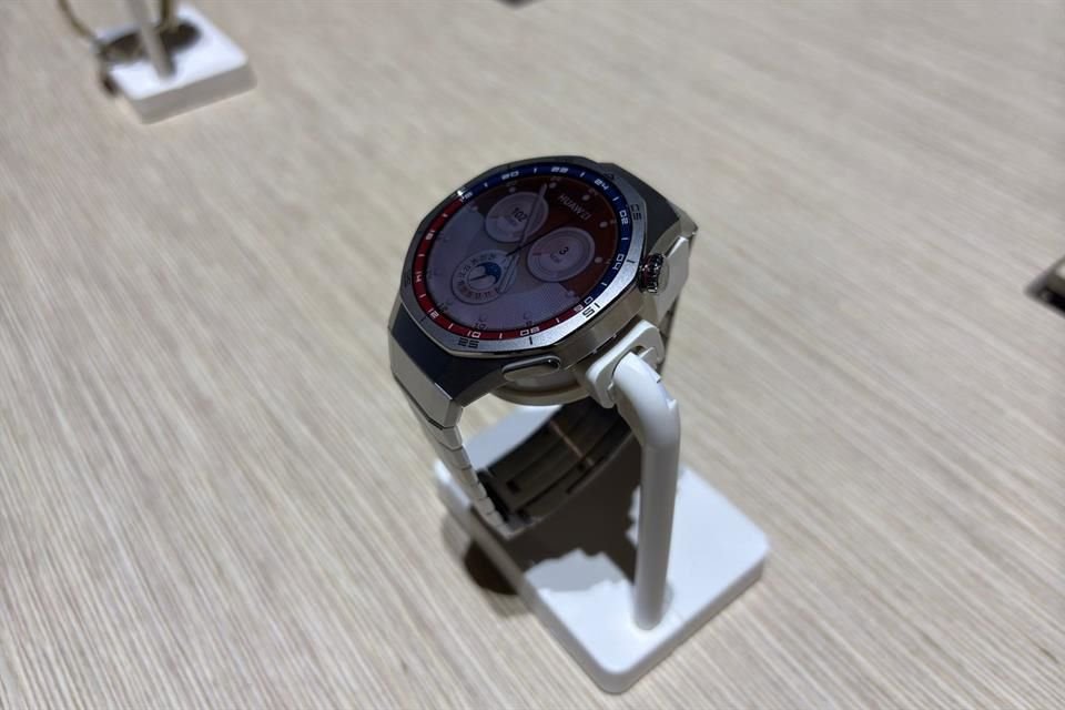 Huawei presentó desde Barcelona, España, su nueva familia de relojes inteligentes. En la imagen, el Watch GT5 Pro.