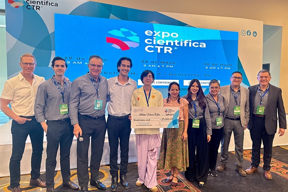 Premiación de Carteles Científicos - Expo Científica CTR 2024 