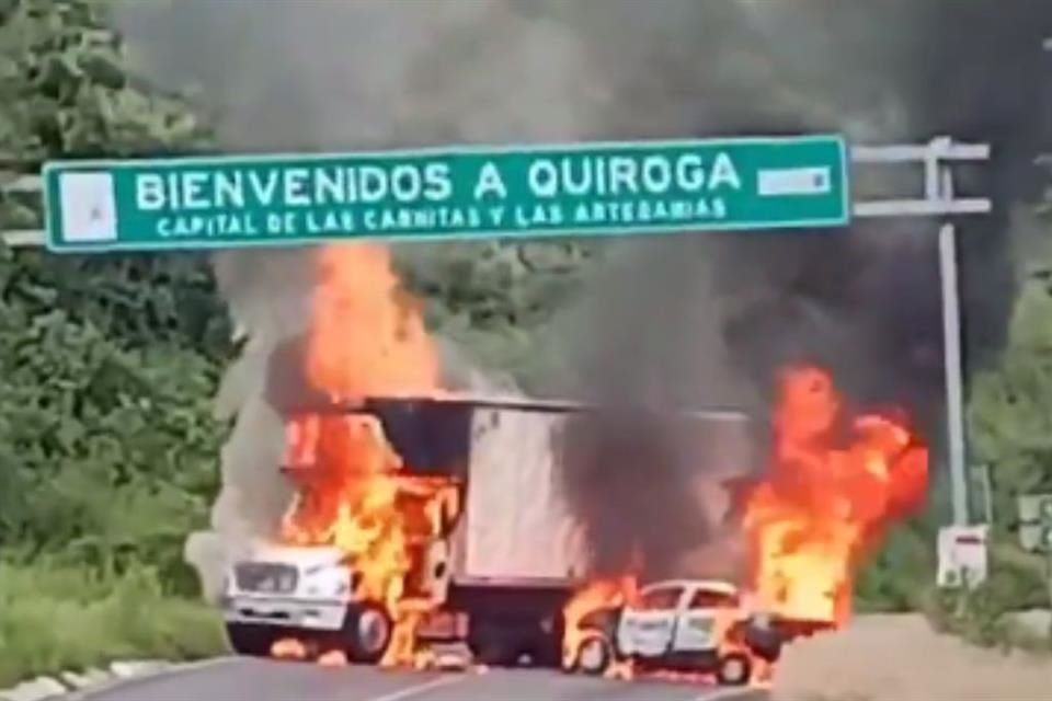 En Municipio de Erongarícuaro, Michoacán, se registraron balaceras y quema de dos vehículos, por lo que habitantes permanecen en sus casas.