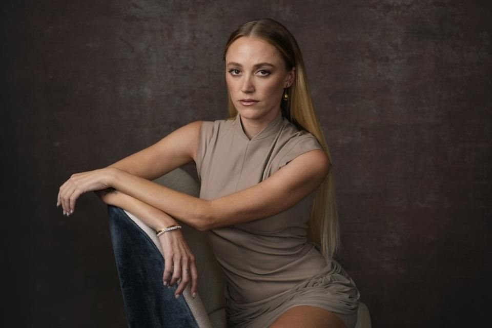 La protagonista de esta nueva versión será Maika Monroe, quien se pondrá en el papel de una niñera manipuladora.