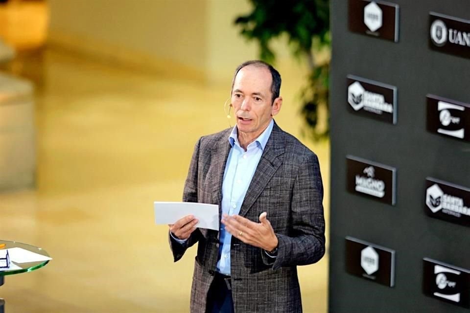 FEDERICO GARZA SANTOS. Presidente Ejecutivo de Grupo Delta y de Fibra Mty