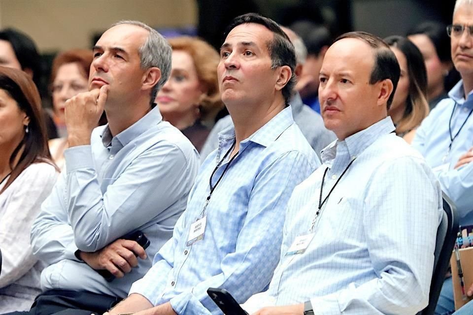 Roberto Melo, Rodrigo Martínez e Ignacio Martínez
