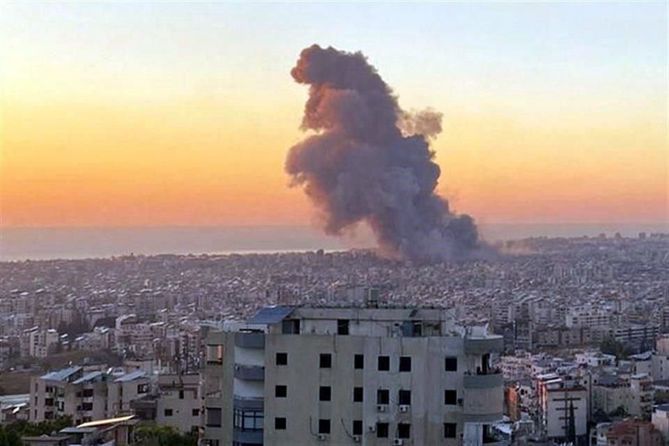 Aviones de combate israelíes llevaron a cabo varios bombardeos en el suburbio sur de Beirut.