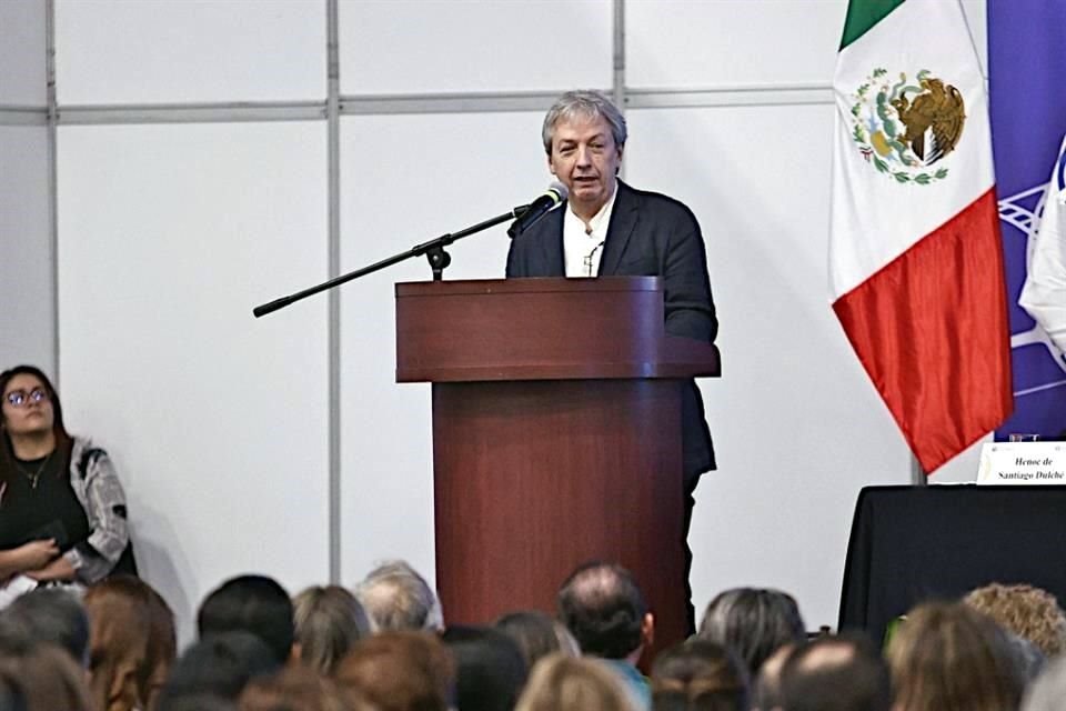 David Toscana pronunció el discurso inaugural de la FIL.