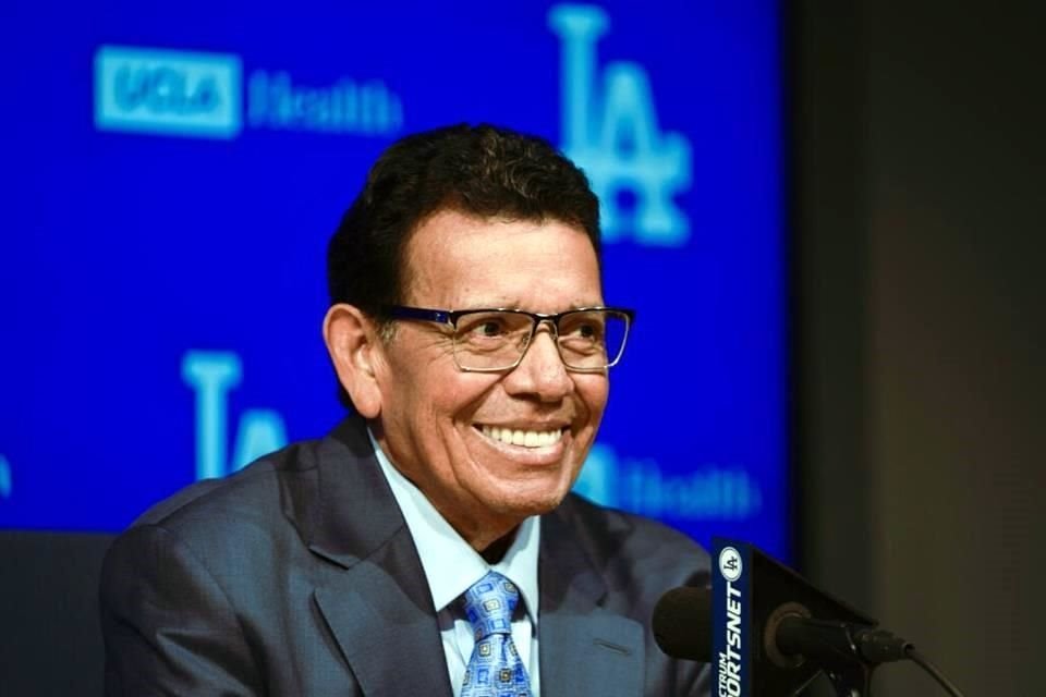 Los Dodgers no dieron detalles sobre la abrupta salida de Fernando Valenzuela como comentarista en español de los juegos.